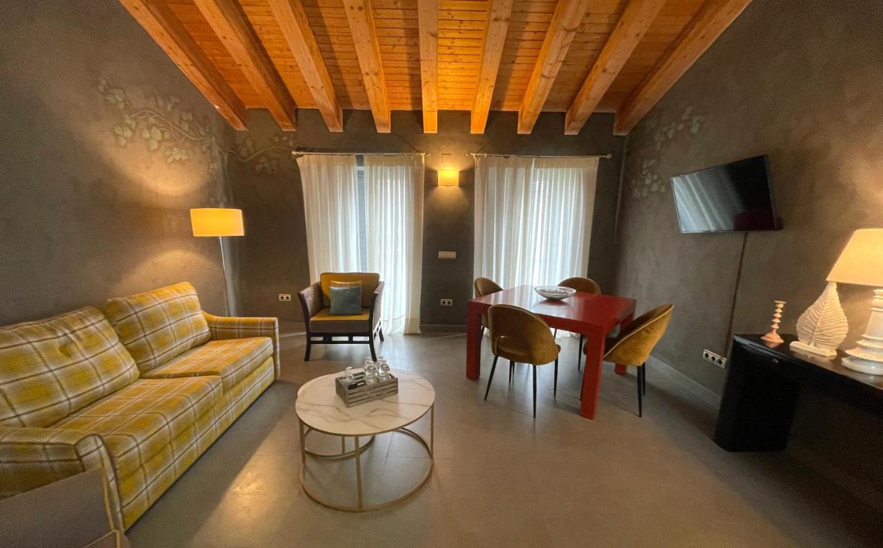 Ritual Sevilla Suites - Malaver 23 (Adults Only) Exterior photo
